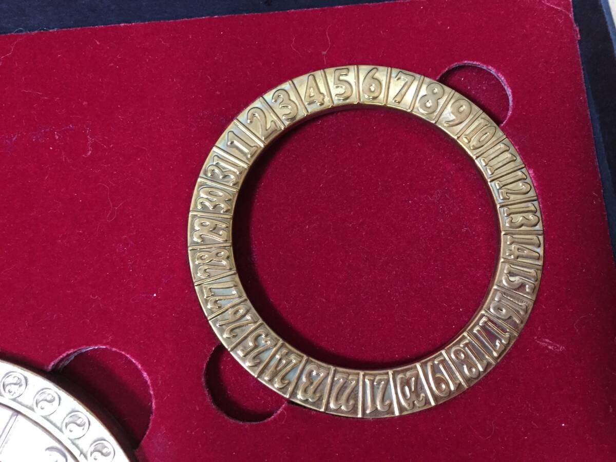 Amazon | 風水開運 金脈龍神秘宝 風水 ルーレット 占い | ルーレット